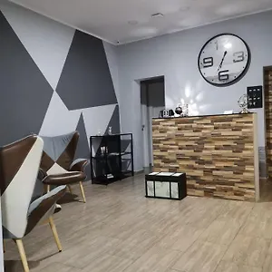 Vendégház Re Carlo, Catania-Fontanarossai nemzetközi repülőtér