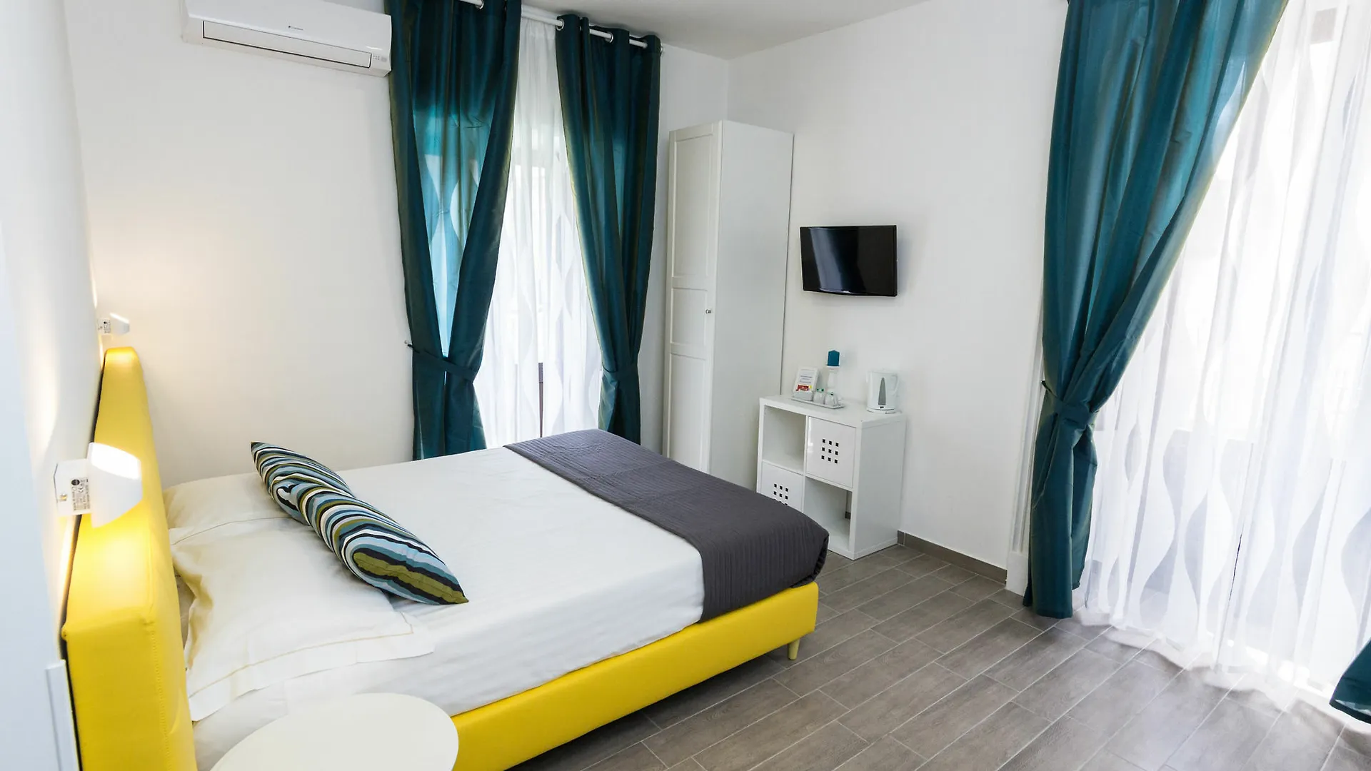 Etna Suite Group Catania-Fontanarossai nemzetközi repülőtér Vendégház