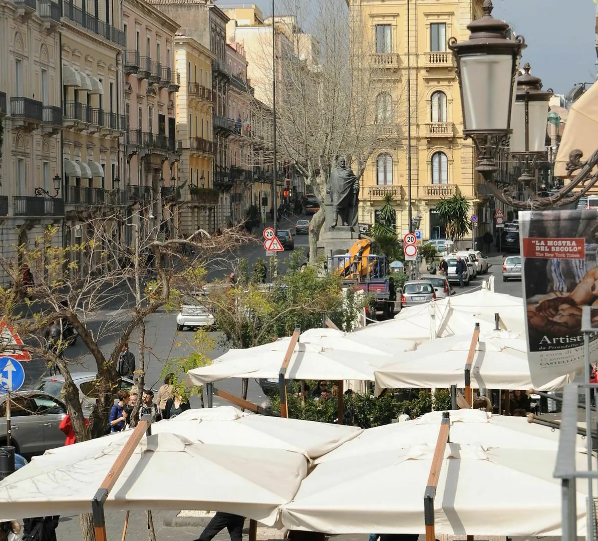 Etna Suite Group Catania-Fontanarossai nemzetközi repülőtér Vendégház